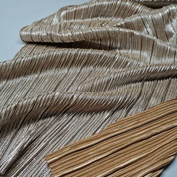 бронзирующее късчета сребро сатен лъскава тъкан плиссированный материал за тъкани САМ рокля модерен лъскав материал 1 ярд