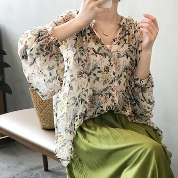 2022 летни дамски шифоновые блузи, ежедневни блуза, доброто блуза с ръкави-фенерчета, реколта женска риза ins с флорални принтом q188